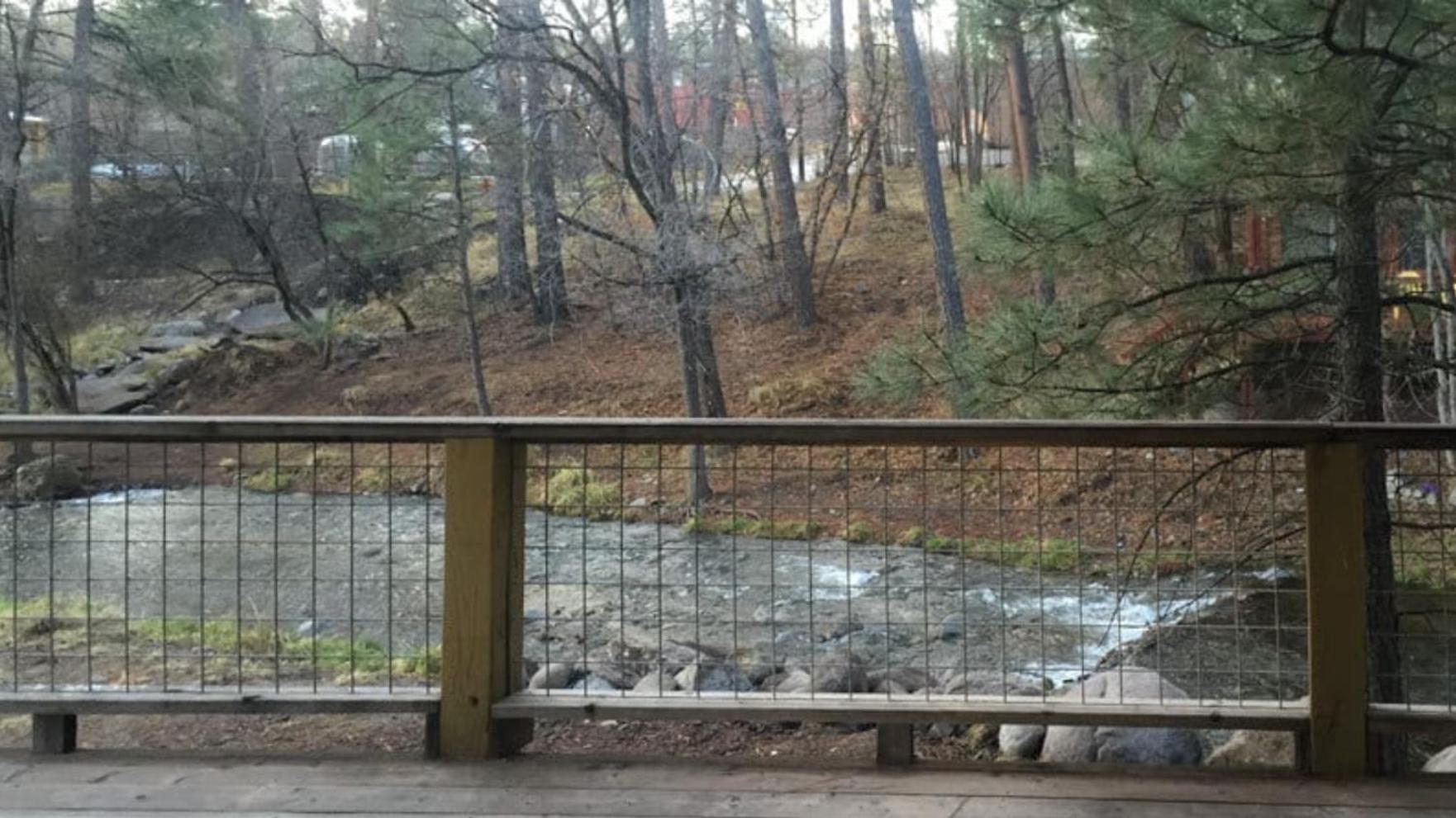 River View - Elevated On The Rio Рюидозо Екстериор снимка